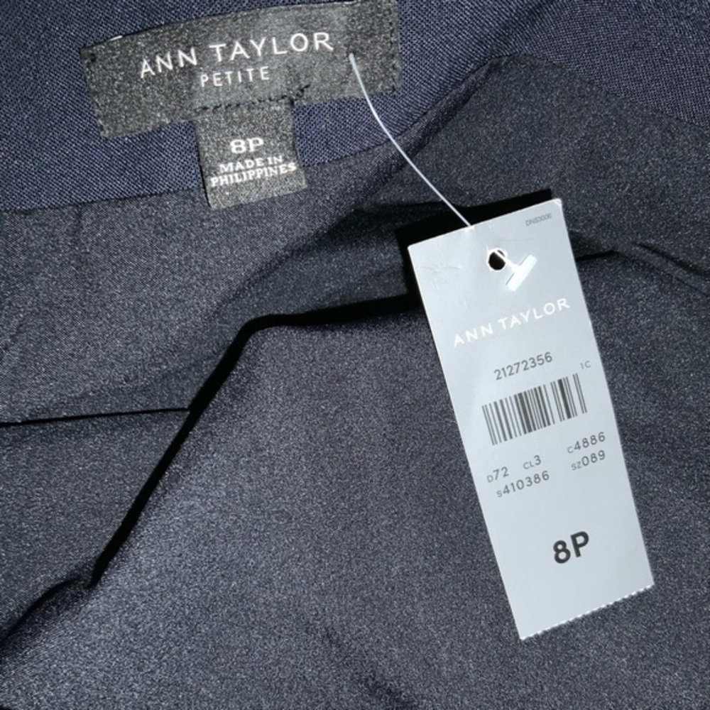 Ann Taylor Skirt - Picture 7 of 7